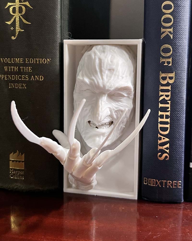 Freddy Krueger - Nightmare On Elm Street - Book Nook