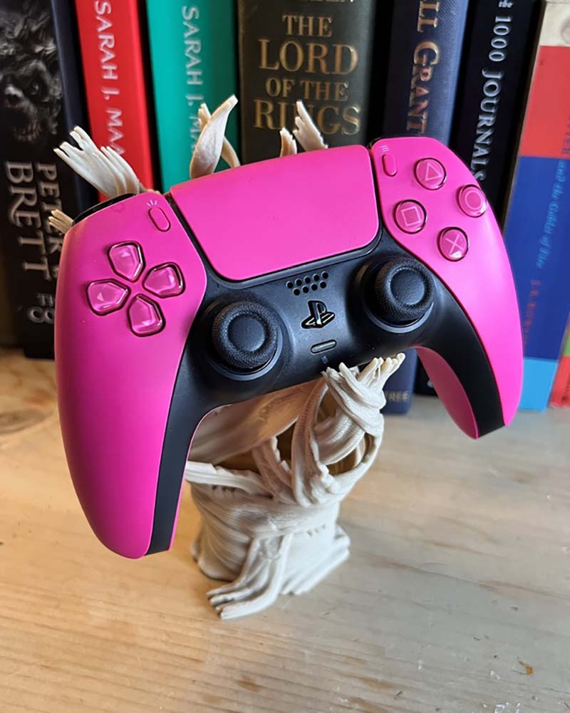 Mummy Hand - Controller Holder - Xbox, PS5, PS4, Switch & More