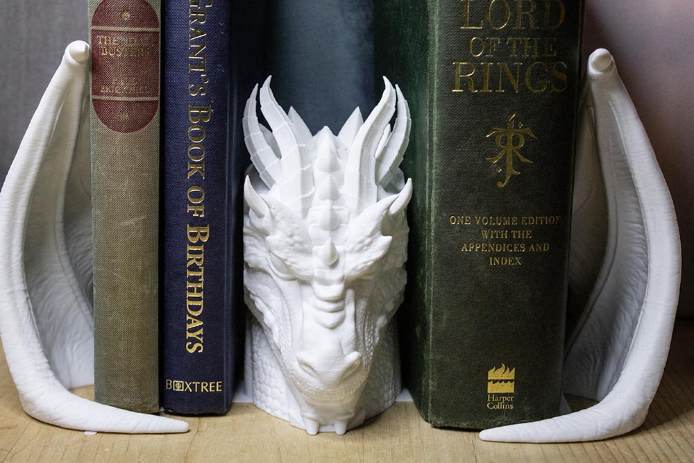 Majestic Dragon With Wings - Fantasy - Book End