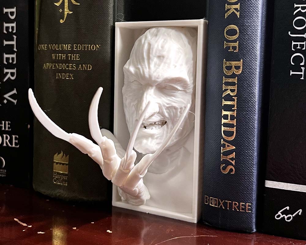 Freddy Krueger - Nightmare On Elm Street - Book Nook