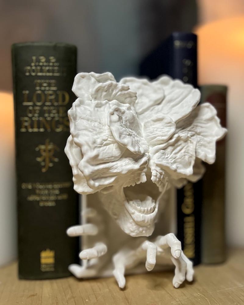 Front view of 3D printed Clicker figure from The Last of Us