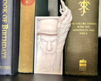 Gandalf the Grey book nook with hat and staff 3D printed LOTR shelf insert featuring Gandalf wizard Tolkien-inspired book nook with Gandalf figure Fantasy wizard book nook décor for Tolkien fans Gandalf Grey Pilgrim bookshelf insert for collectors