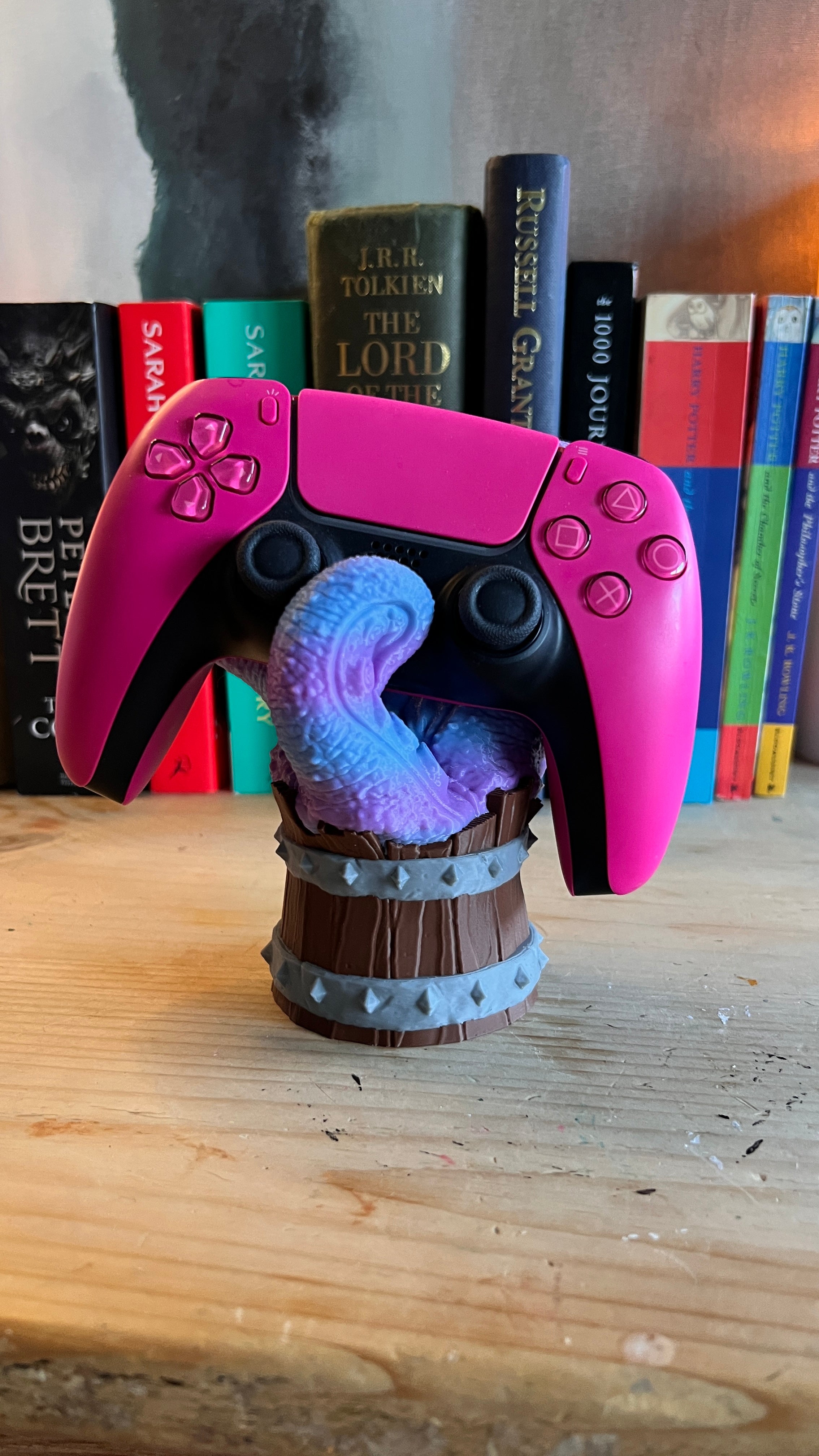 Kraken - Controller Holder - Xbox, PS5, PS4, Switch & More