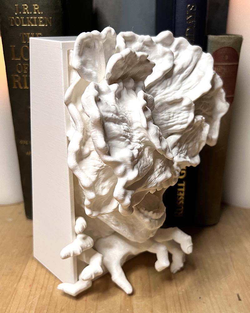 Close-up side profile of Last of us Clicker’s face showcasing 3D printed textures. Ryan does 3d printing