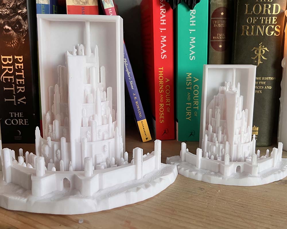 size comparison of booknooks