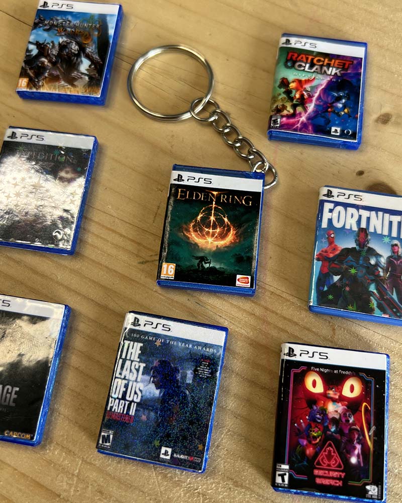PS5 mini game case unique keyrings gift for gamers