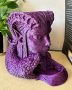 Sorceress dice tower and drink holder with serpent chute 3D printed fantasy gaming accessory for DnD players Purple sorceress bust dice roller with tray and cup holder RPG dice tower and drink stand for tabletop games Fantasy sorceress-themed dice tower gift for gamers