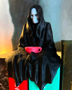 Suriel - ACOTAR - Book & Shelf Sit